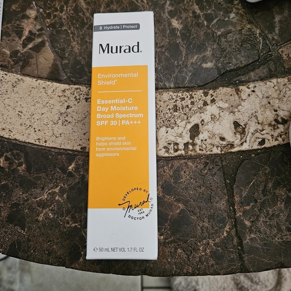 MURAD ESSENTIAL-C DAY MOISTURE SPF 30 - VITAMIN C MOISTURIZER FOR FACE 50ml NEW - Picture 2 of 5